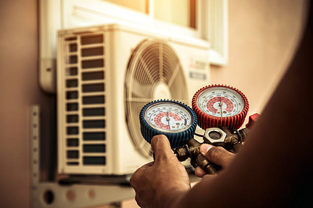 Professional Heat Pump Repair technician working in Lomita, CA